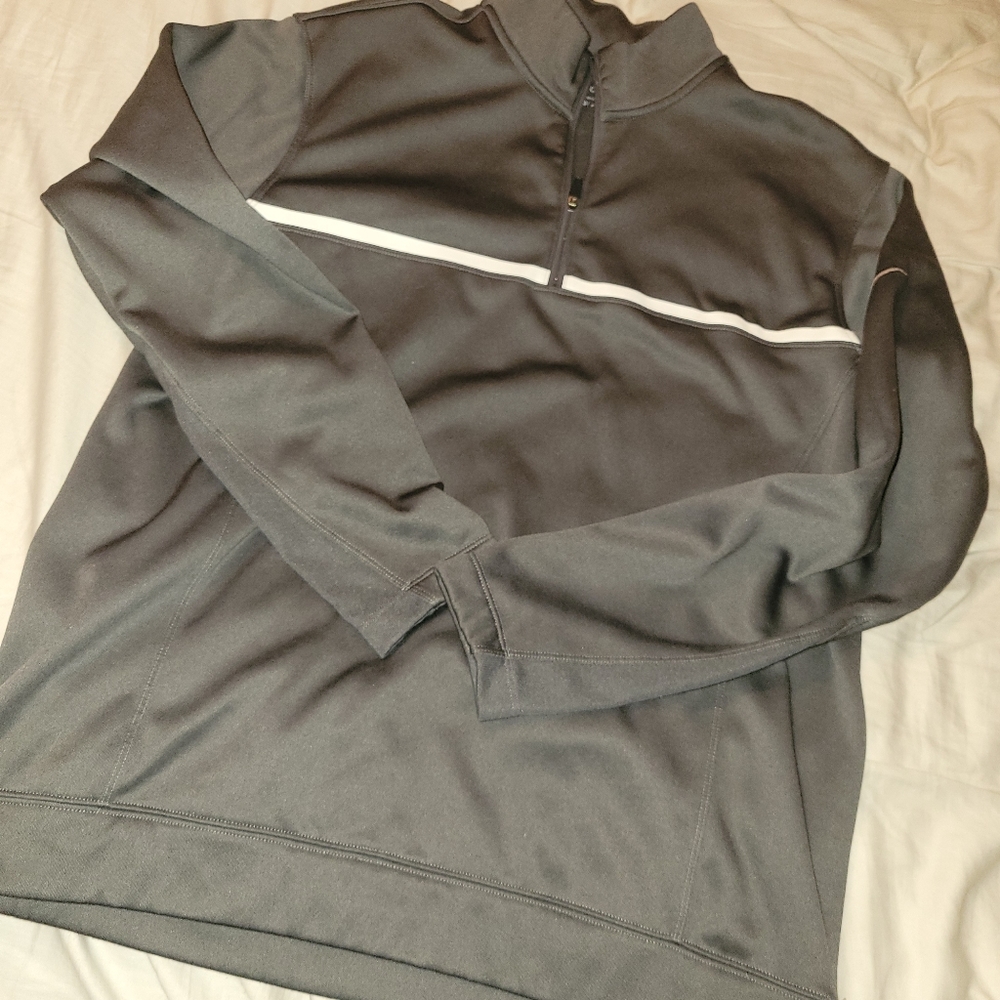 Nike golf pull over